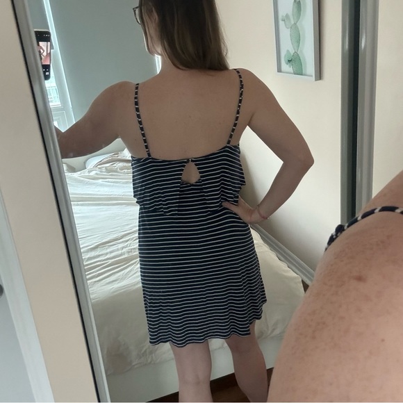 Navy mini dress - Picture 7 of 11